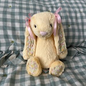Jellycat Bashful Lemon Blossom Bunny